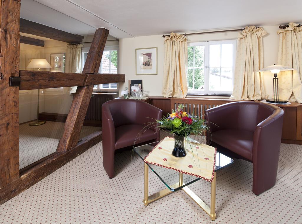 Romantik Hotel Johanniter-Kreuz Юберлинген Екстериор снимка
