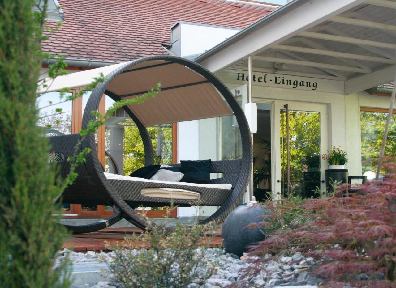 Romantik Hotel Johanniter-Kreuz Юберлинген Екстериор снимка