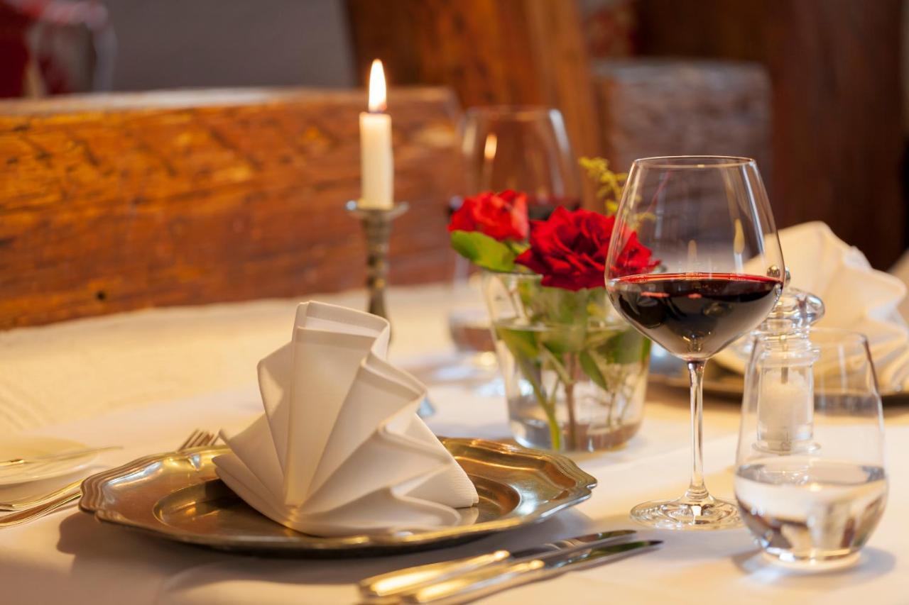 Romantik Hotel Johanniter-Kreuz Юберлинген Екстериор снимка