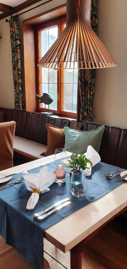 Romantik Hotel Johanniter-Kreuz Юберлинген Екстериор снимка
